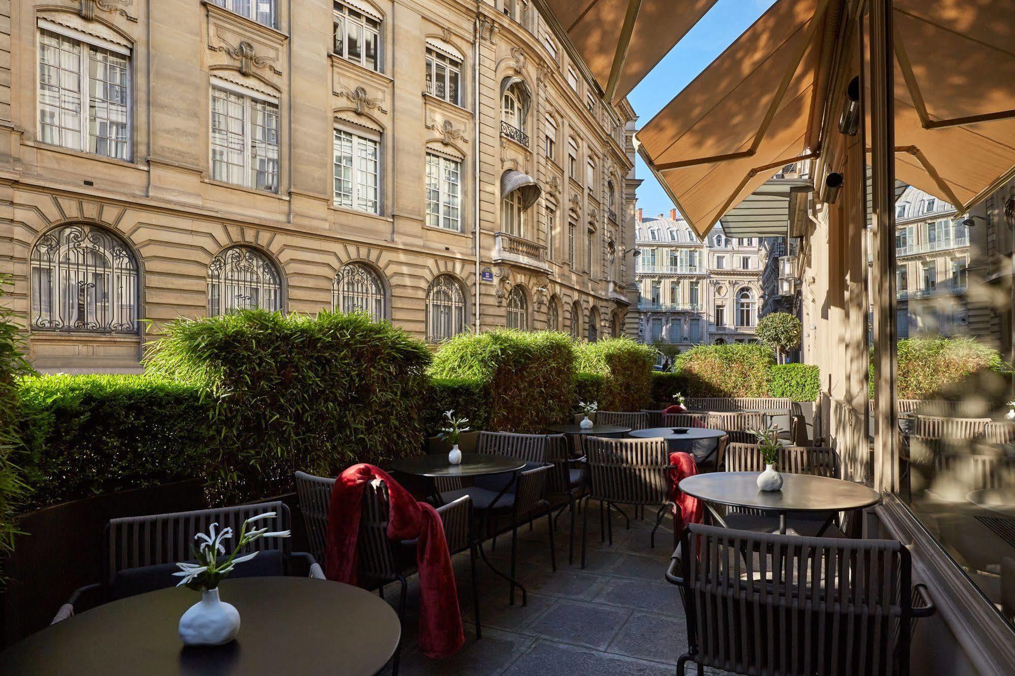 Hotel Le Pavillon Des Lettres París Exterior foto